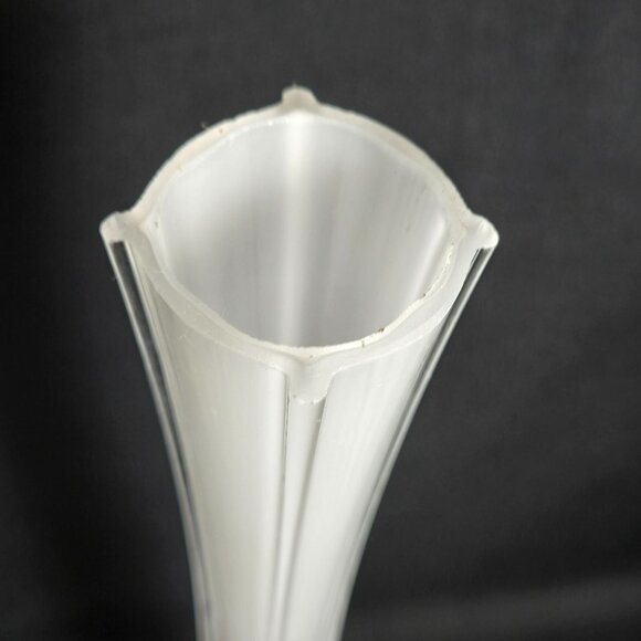 Vintage Clear Glass Floor Bud Vase 16" Tall Trumpet Stretch Flared Base Decor - Picture 4 of 9